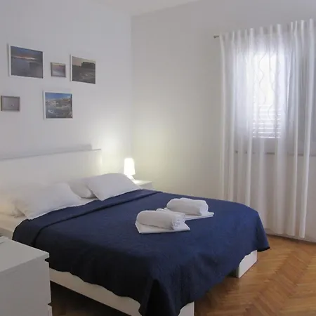 Guest house Falcon 3*