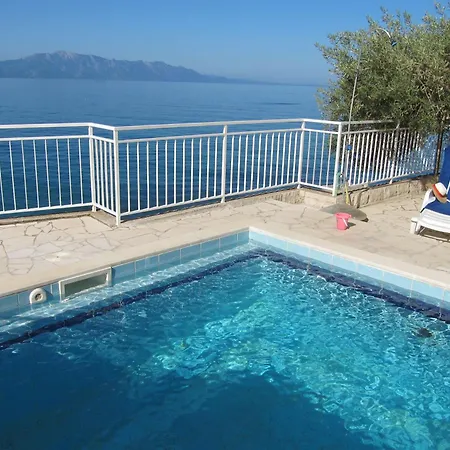 Guest house Falcon Brist