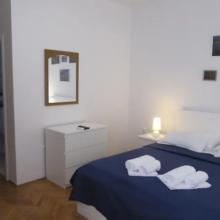 Casa de hóspedes Falcon 3*