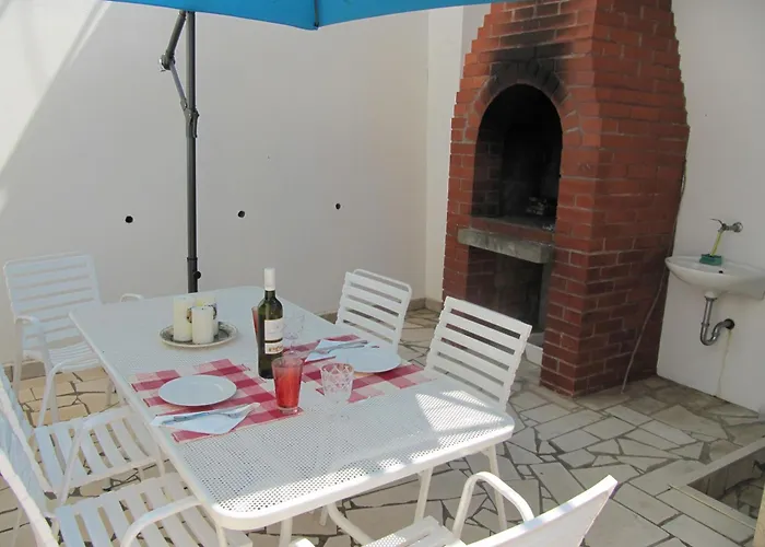 Falcon 게스트하우스 3*